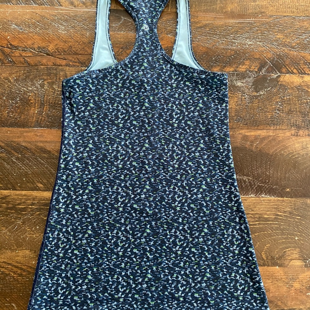 Lululemon Cool Racerback Tank 🍋 - Picture 2 of 5